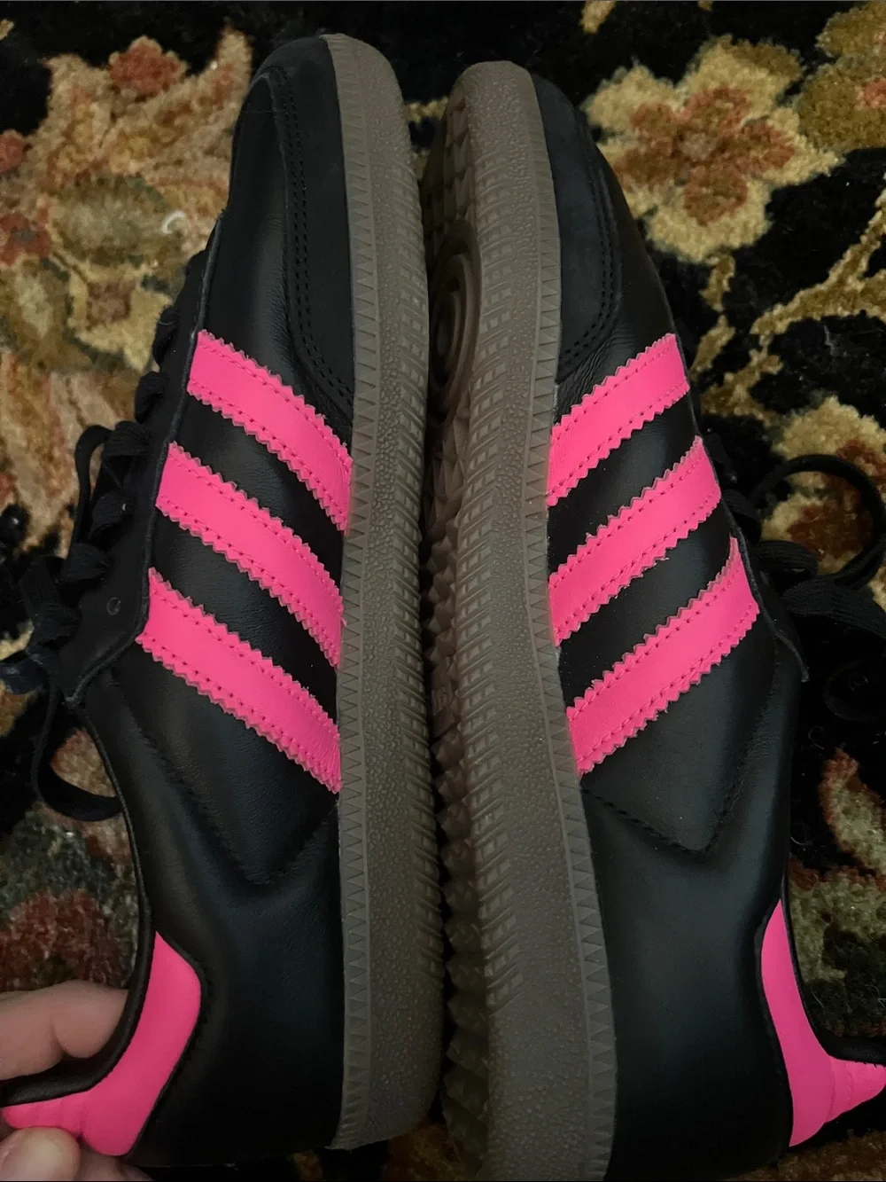Adidas Women’s Samba Black Leather and Lucid Pink size 9.5 NWOB